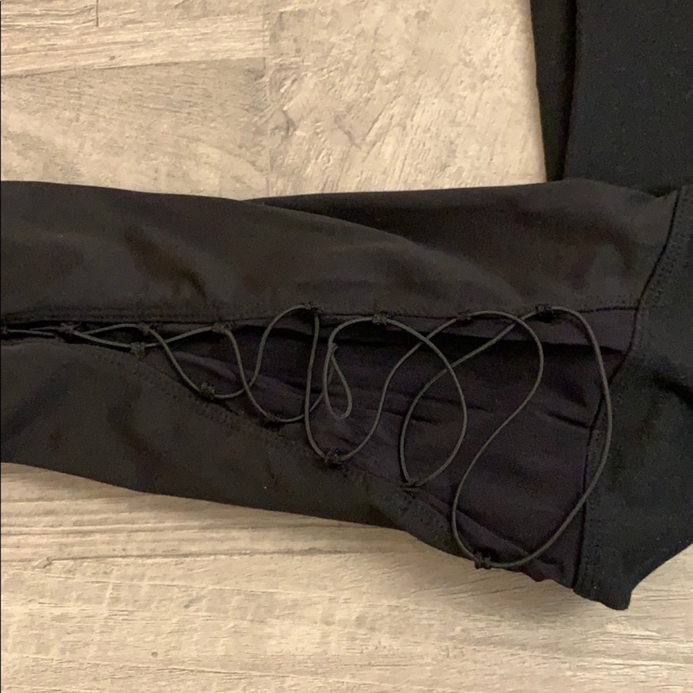 Fabletics high waisted black legging - Picture 2 of 2